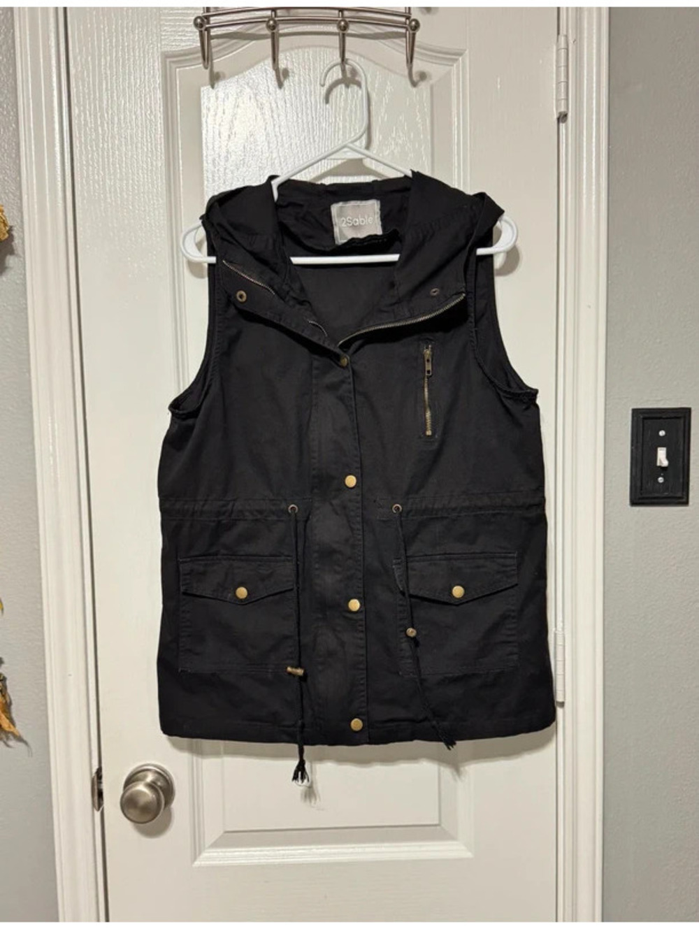 2Sable Hooded Utility Vest